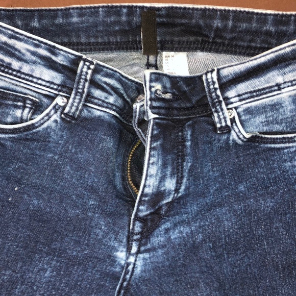 US 6 acid wash jeans - Picture 3 of 3